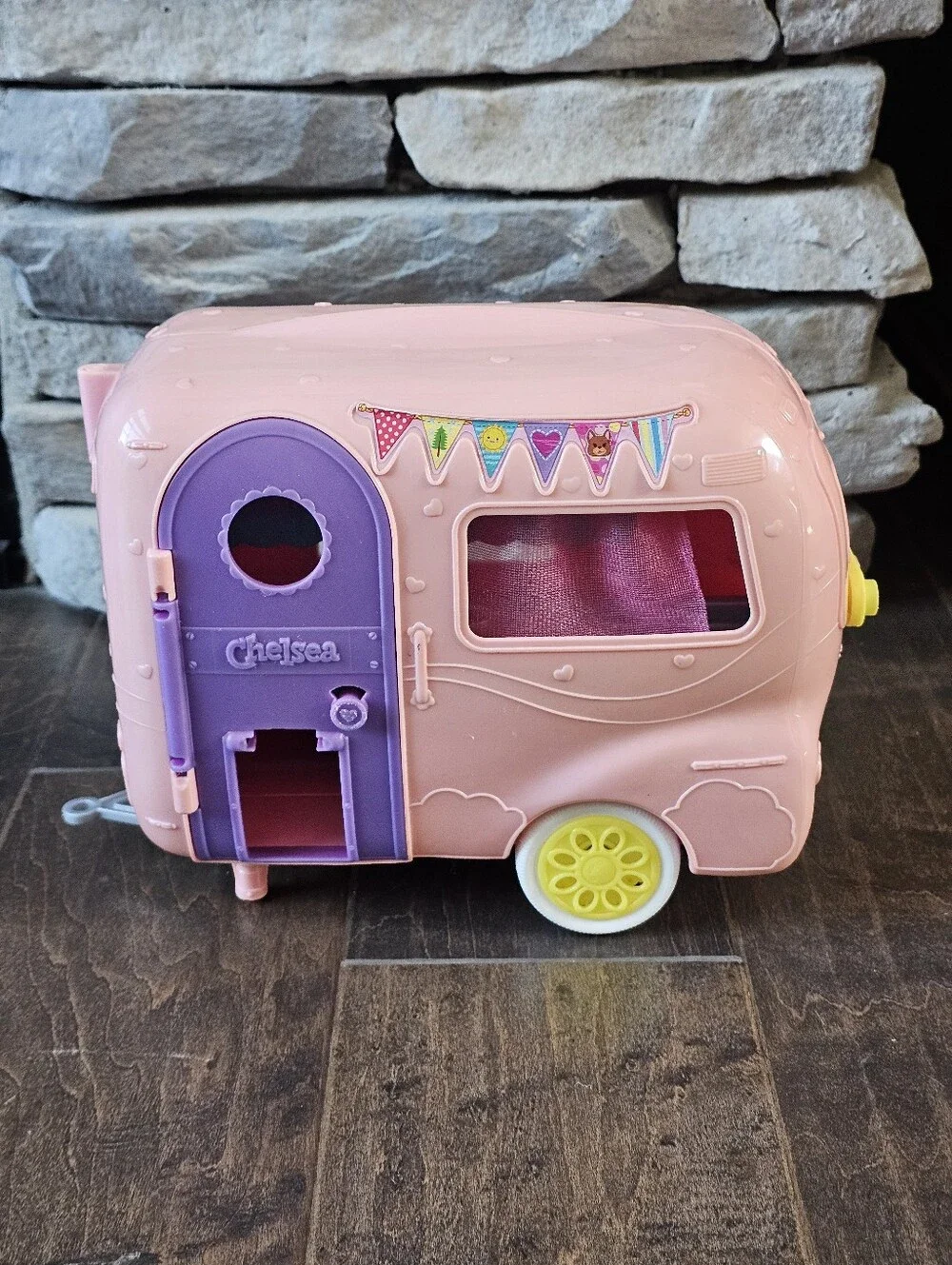 Polly Pockets 2015 - 2018 House, Camper, Car & Dolls - Mattell